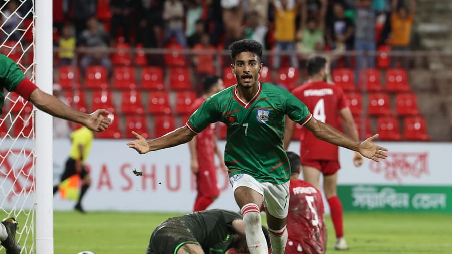 মোরছালিনের গোলে ড্র নিয়ে মাঠ ছেড়েছে বাংলাদেশ